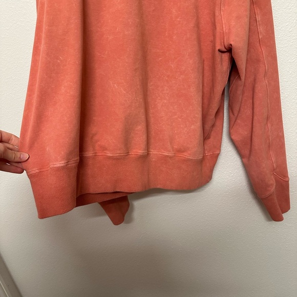 Lululemon crew neck - Picture 5 of 7